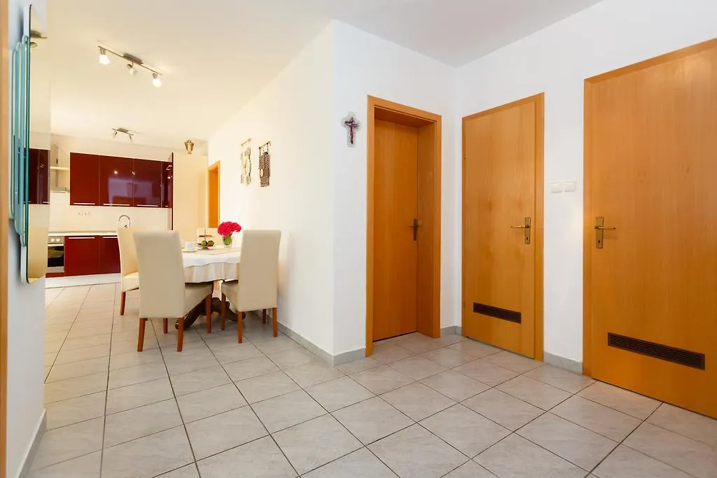 Apartman Snjezana Apartment Malinska Croatia